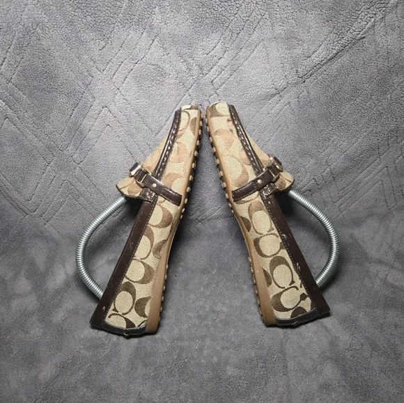 Coach Flynn Signature Patent Loafer Flats Womens Sz 6.5B Slip On Shoes Sneakers. - Picture 3 of 9